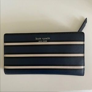 Kate Spade Authentic Bi-Fold Wallet & ID Holder